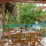 Lemon Tree Garden Near Mirtos Вилла