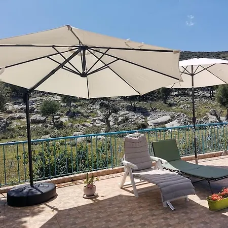 Villa Lemon Tree Garden Near Mirtos Divarata