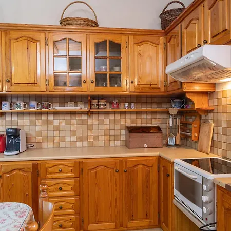 Lemon Tree Garden Near Mirtos Villa *