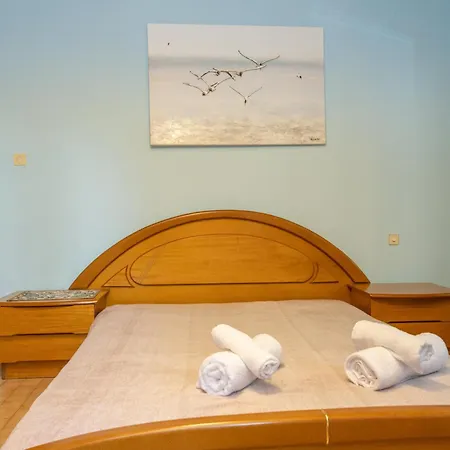 Villa Lemon Tree Garden Near Mirtos