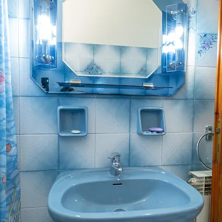 Lemon Tree Garden Near Mirtos Divarata